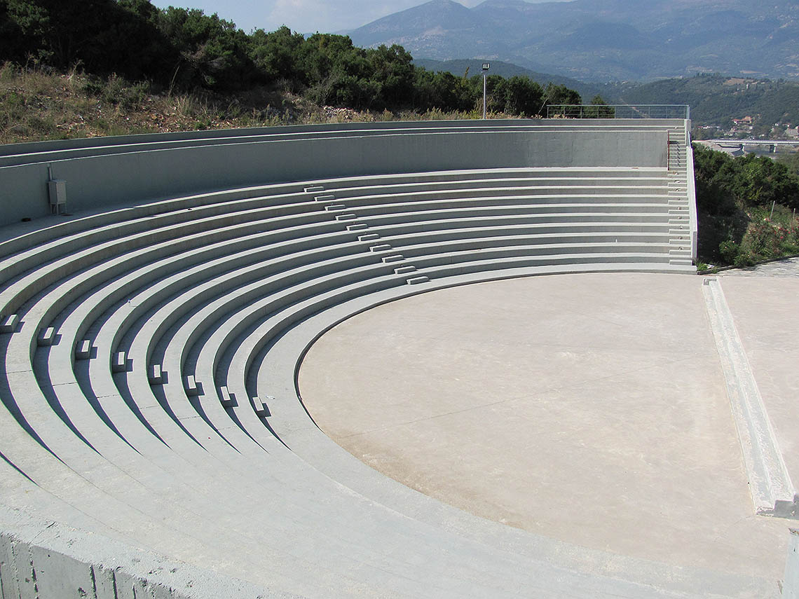 theatro tempwn 2